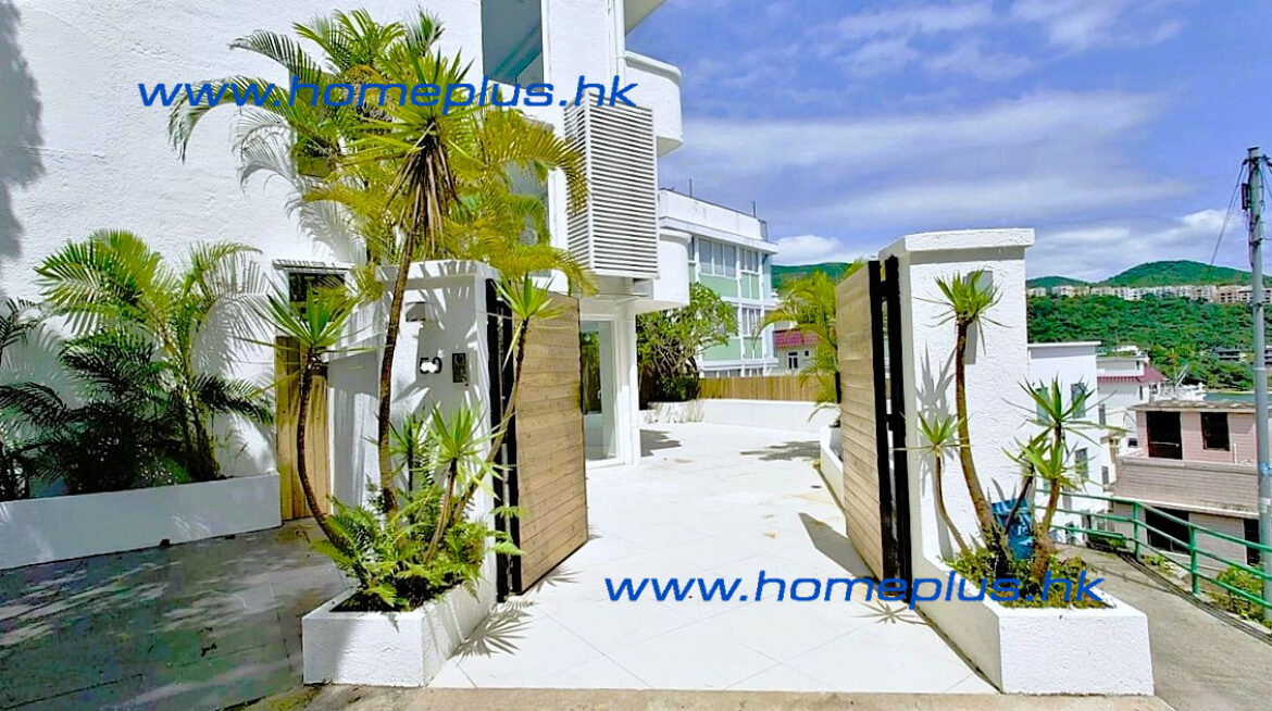 Clearwater Bay Gated Semi-detached Village House SPC910