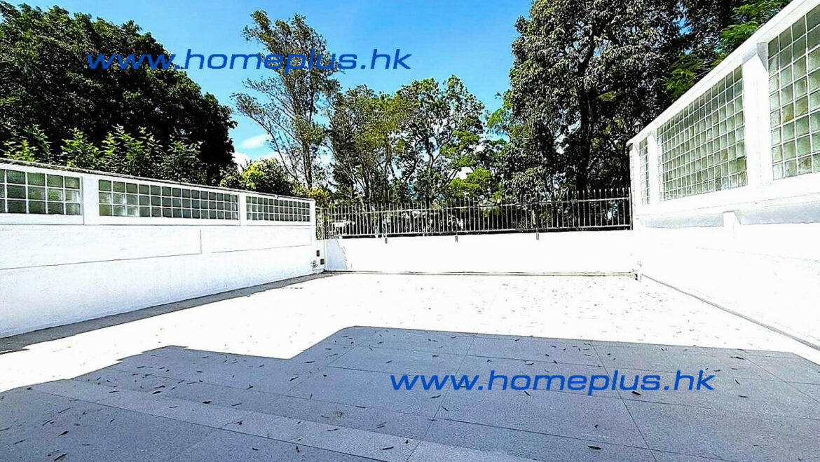 Clearwater Bay Open View Fragrant Villa CWB3259