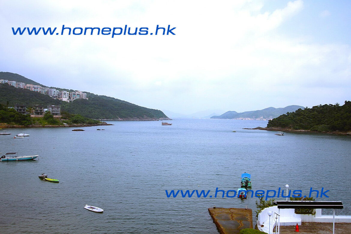 Clearwater Bay Upper Duplex with Rooftop SPC3257